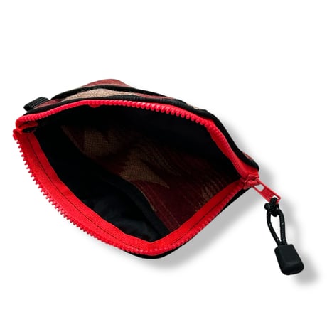 P-POUCH