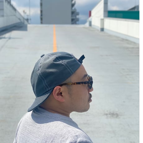 LOW STRAP CAP -CHAMBRAY BLACK -