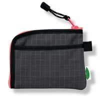 P-POUCH