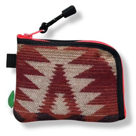 P-POUCH
