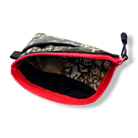 P-POUCH