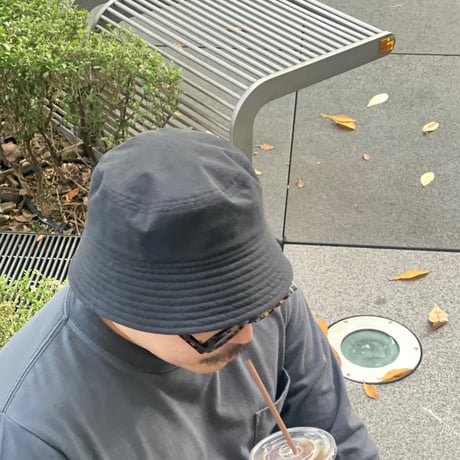 BUCKET SLOPE HAT “FAKE LEATHER” BLACK
