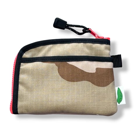 P-POUCH