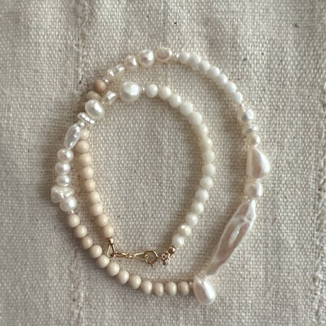 3・salt pearl necklace