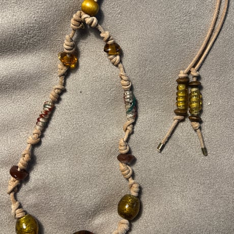 material necklace ④