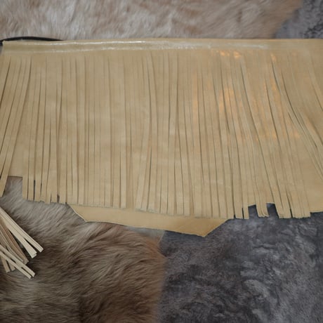 amulet epron (beige )