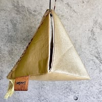 TRIANGLE BAG / 1