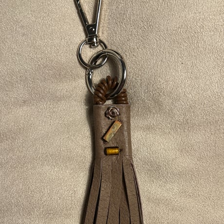 long fringe key holder ②