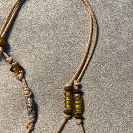 material necklace ④