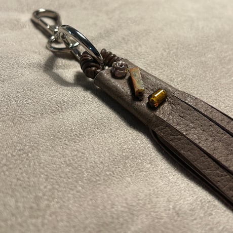 long fringe key holder ②