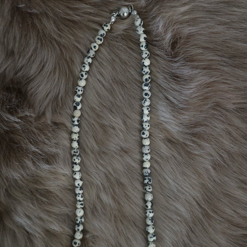 small rock necklace🪨 | SATOKO OISHI