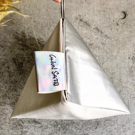 TRIANGLE BAG  /  5