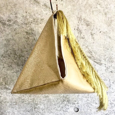 TRIANGLE BAG / 1