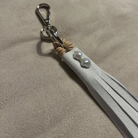 long fringe key holder ②