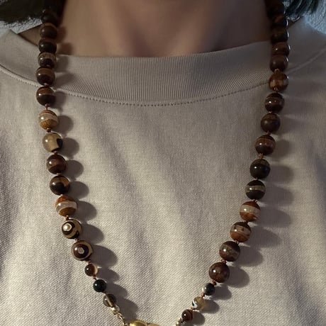 Eyewear holder necklace