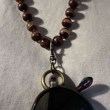 Eyewear holder necklace