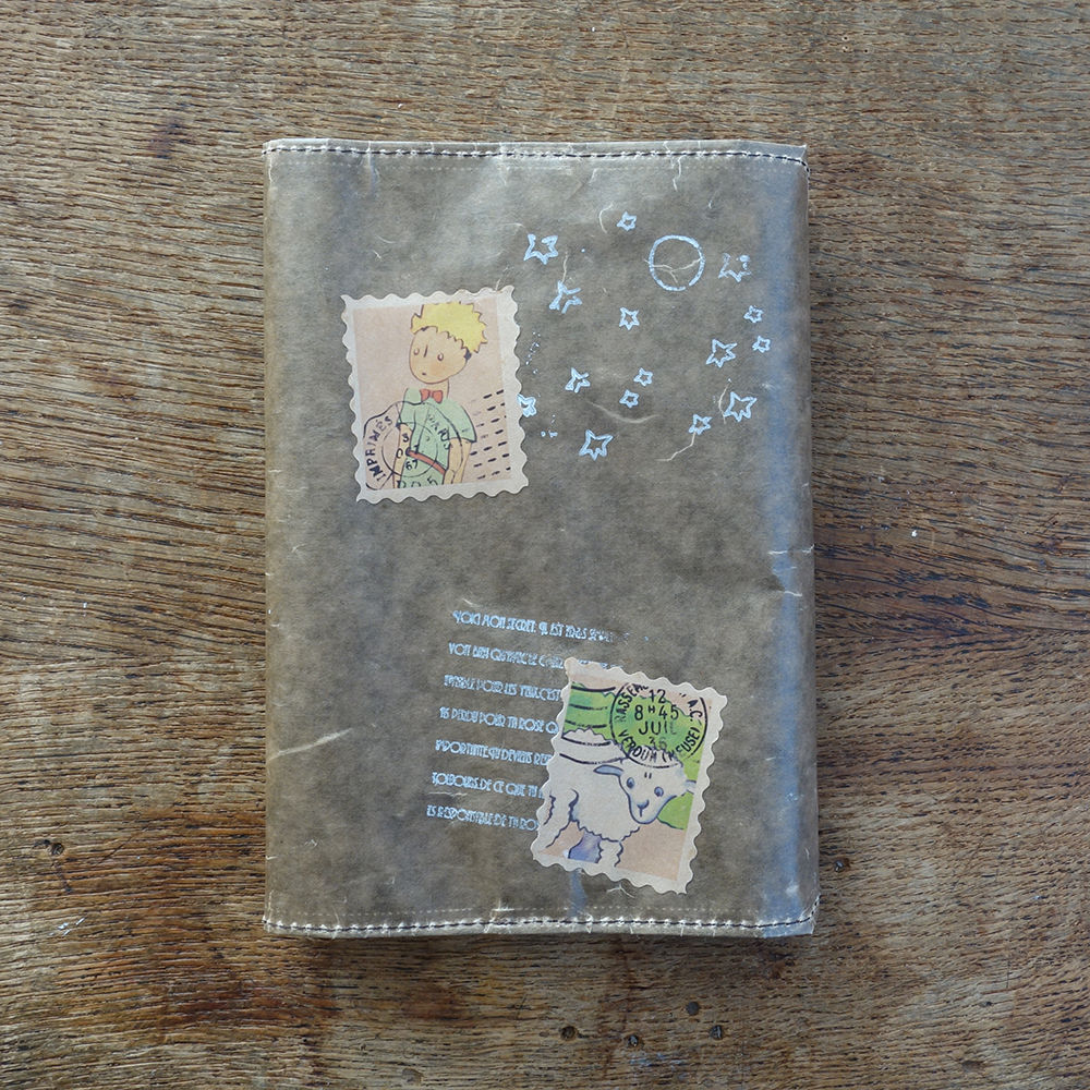 WB-012 星の王子様/A6判ブックカバーnero | Quaint Design