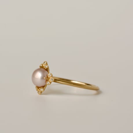 spread freshwater pearl ring