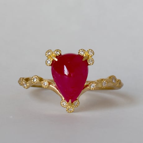 spread ruby diamond ring