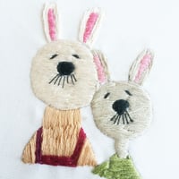 眠いねぇ、うん、眠いねぇ（刺繍作品）