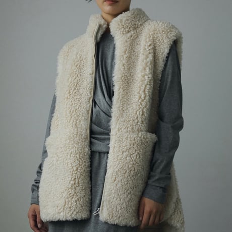 [24’WINTER COLLECTION] ànuke アンヌーク Eco Fur Vest 62420102