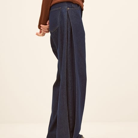 【2024 AUTUMN/WINTER COLLECTION】YENN SIDE PLEATED DENIM Y244-31112