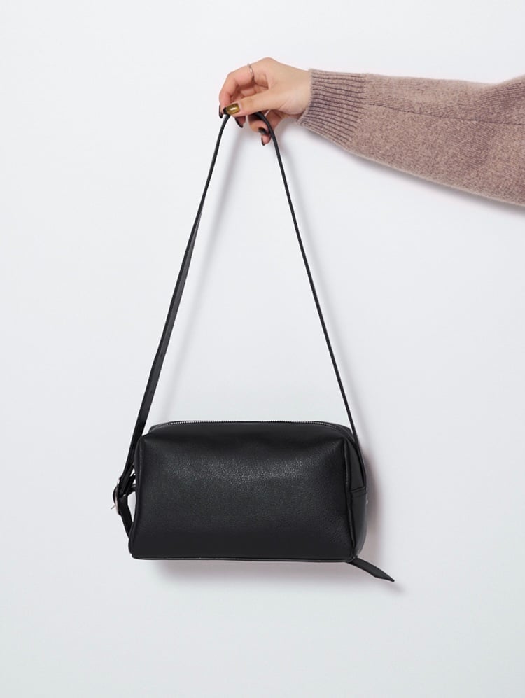 2024 AUTUMN/WINTER COLLECTION】YENN CROSSBODY B