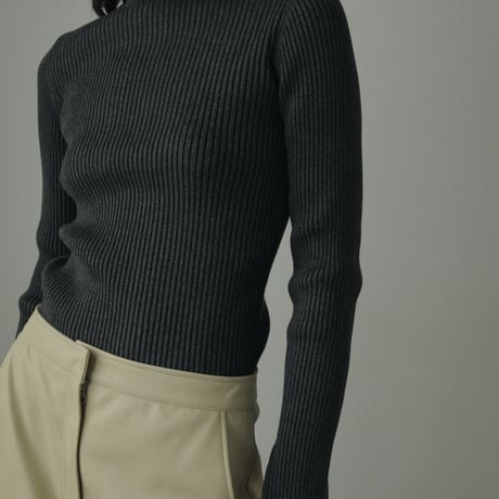 [24’WINTER COLLECTION]ànuke アンヌーク Slit Turtle Knit 62420518