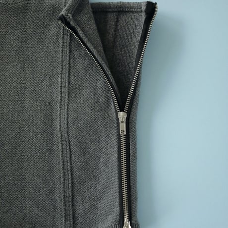 R.Y様専用ページ/ anuke Sidezip Knit Bustier