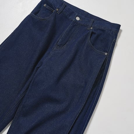 【2024 AUTUMN/WINTER COLLECTION】YENN SIDE PLEATED DENIM Y244-31112