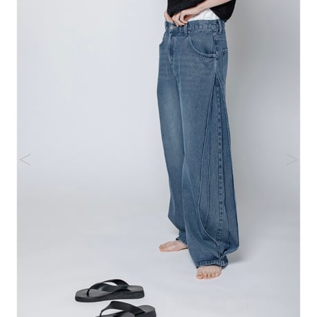 YENN イエン SIDE PLEATED DENIM PANTS Y242-31045