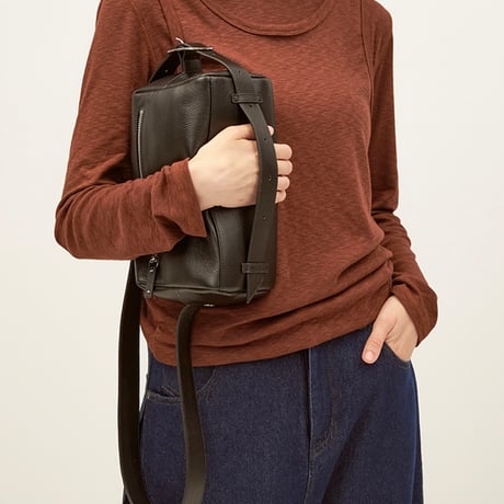 【2024 AUTUMN/WINTER COLLECTION】YENN CROSSBODY BAG Y244-01114
