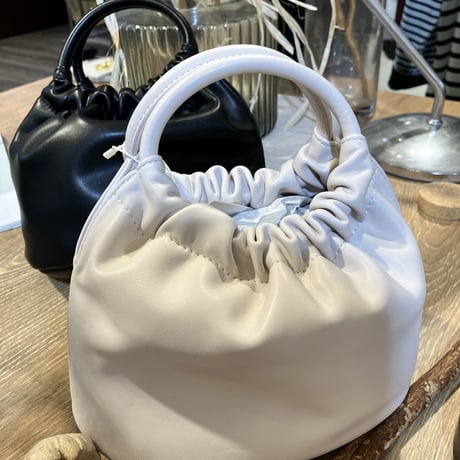 Ungrid アングリッドギャザーハンドミニバック