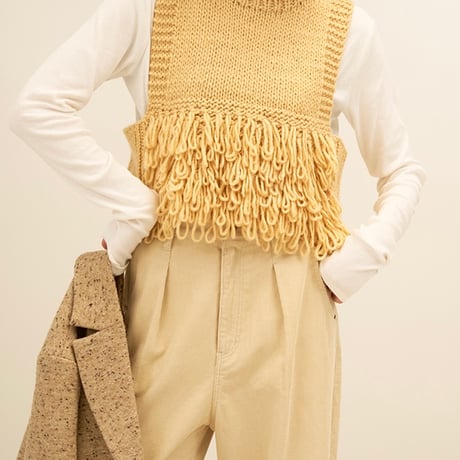 【2024 AUTUMN/WINTER COLLECTION】YENN LOOP HAND KNIT VEST Y244-98110