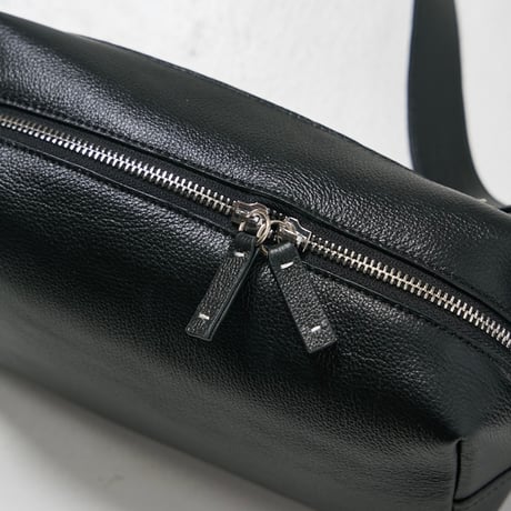 【2024 AUTUMN/WINTER COLLECTION】YENN CROSSBODY BAG Y244-01114