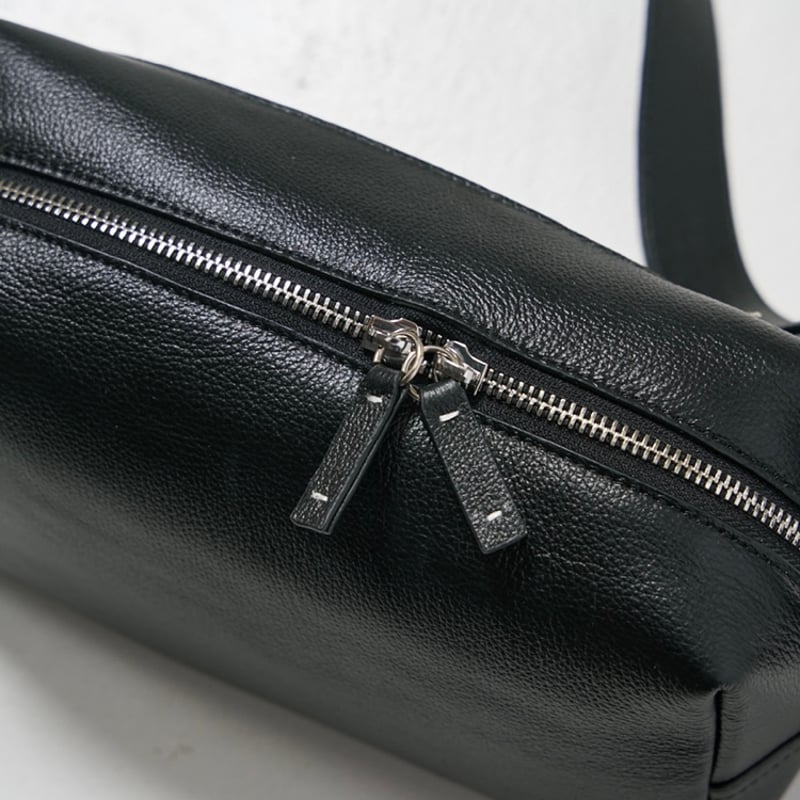 YON.N　詰め合わせ 2024 AUTUMN/WINTER COLLECTION】YENN CROSSBODY B