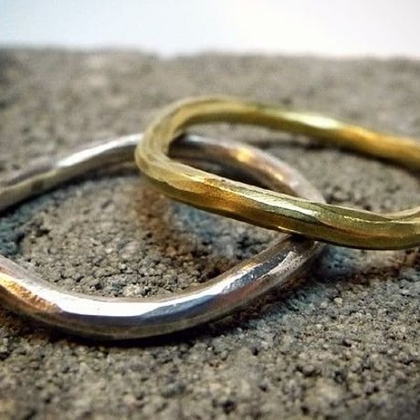 シルバー＆真鍮2本セット/付け方によって表情がかわるリング