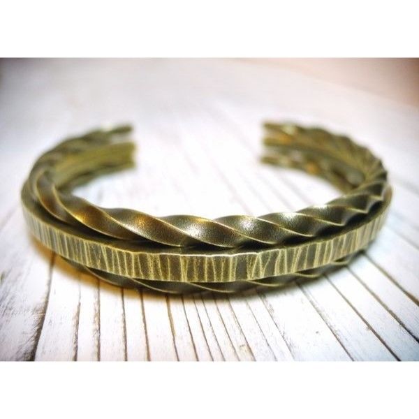 男らしい無骨な雰囲気がたまらい！3本セット真鍮バングル | IMERU