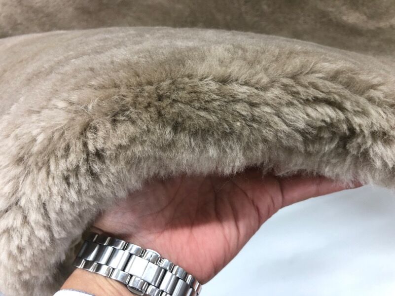 山甚物産ジンペット最高ランク超高密度ムートンシーツ　毛長35mm日本製未使用新品 山甚物産ジンペット最高ランク超高密度ムートンシーツ 毛長35mm日本