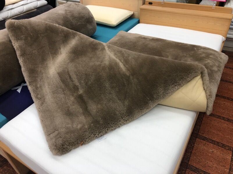 山甚物産ジンペット最高ランク超高密度ムートンシーツ　毛長35mm日本製未使用新品 山甚物産ジンペット最高ランク超高密度ムートンシーツ 毛長35mm日本