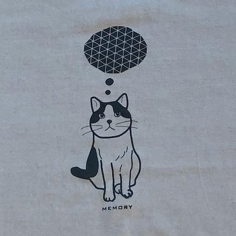 ネコTシャツ