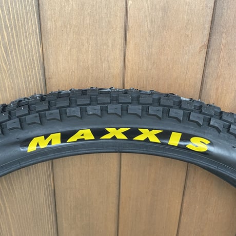 MAXXIS Holly Roller（ホーリーローラー） 24×2.40