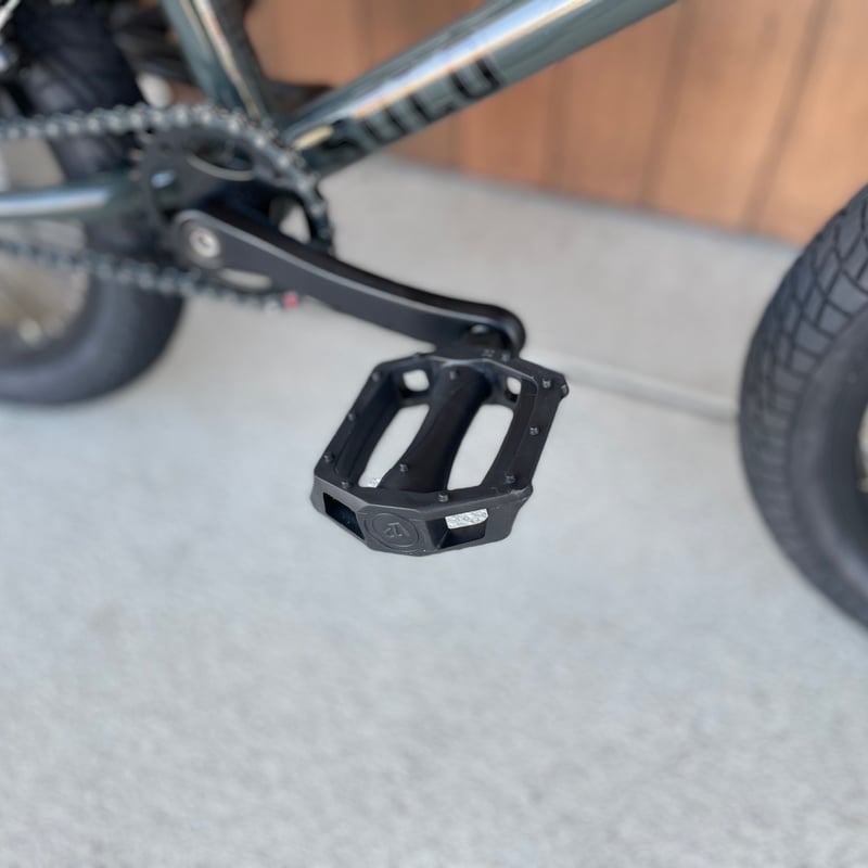 DURCUS ONE SOLO (DARK GREY)16インチ BMX | IKKEI BI DURCUS ONE SOLO (DARK GREY)16インチ BMX | IKKEI BI