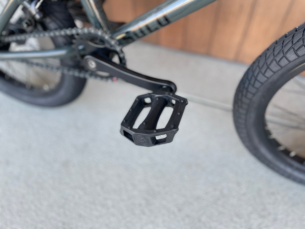 DURCUS ONE SOLO (DARK GREY)16インチ BMX | IKKEI BI DURCUS ONE SOLO (DARK GREY)16インチ BMX | IKKEI BI