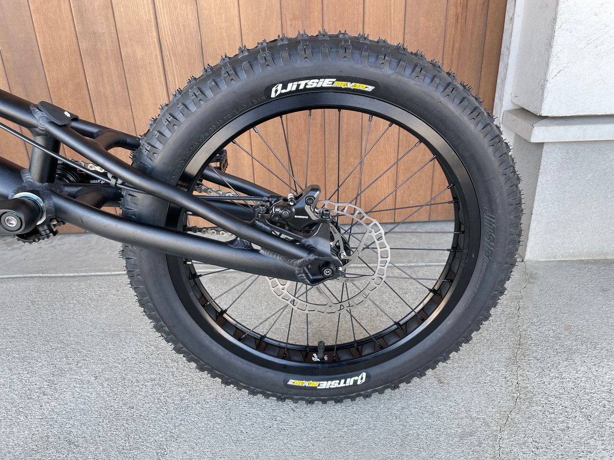 ジュニア トライアルバイク JITSIE VARIAL 18in（840mm） JITSIE