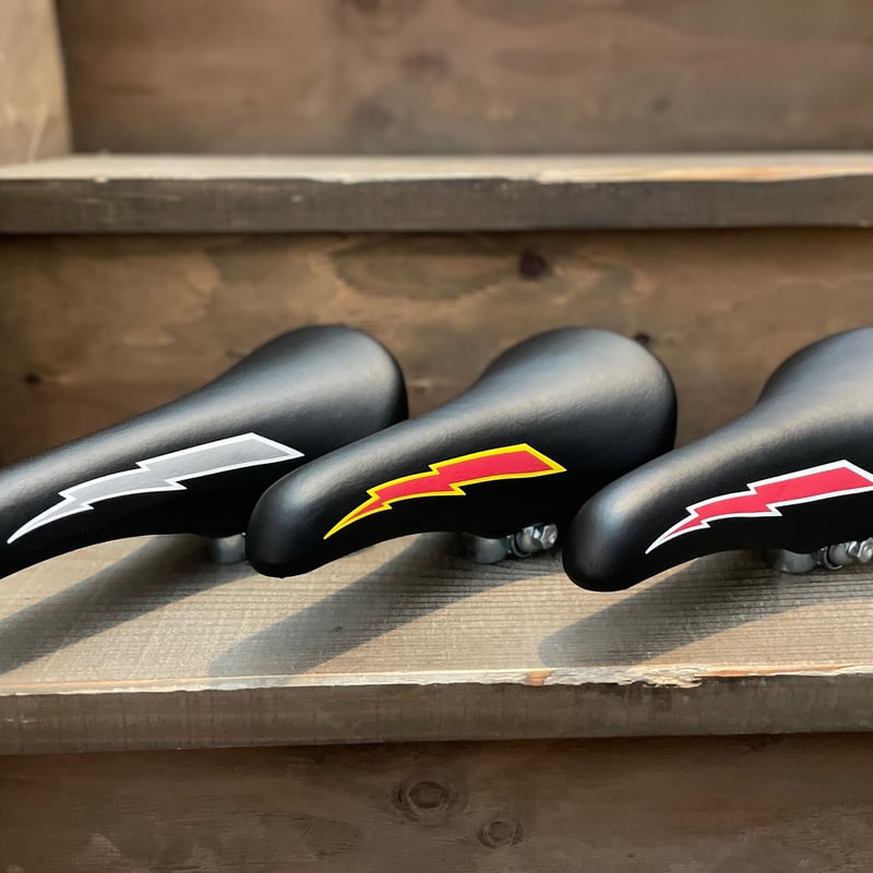 KUWAHARA Lightning サドル | IKKEI BIKES STORE KUWAHARA Lightning サドル | IKKEI BIKES STORE