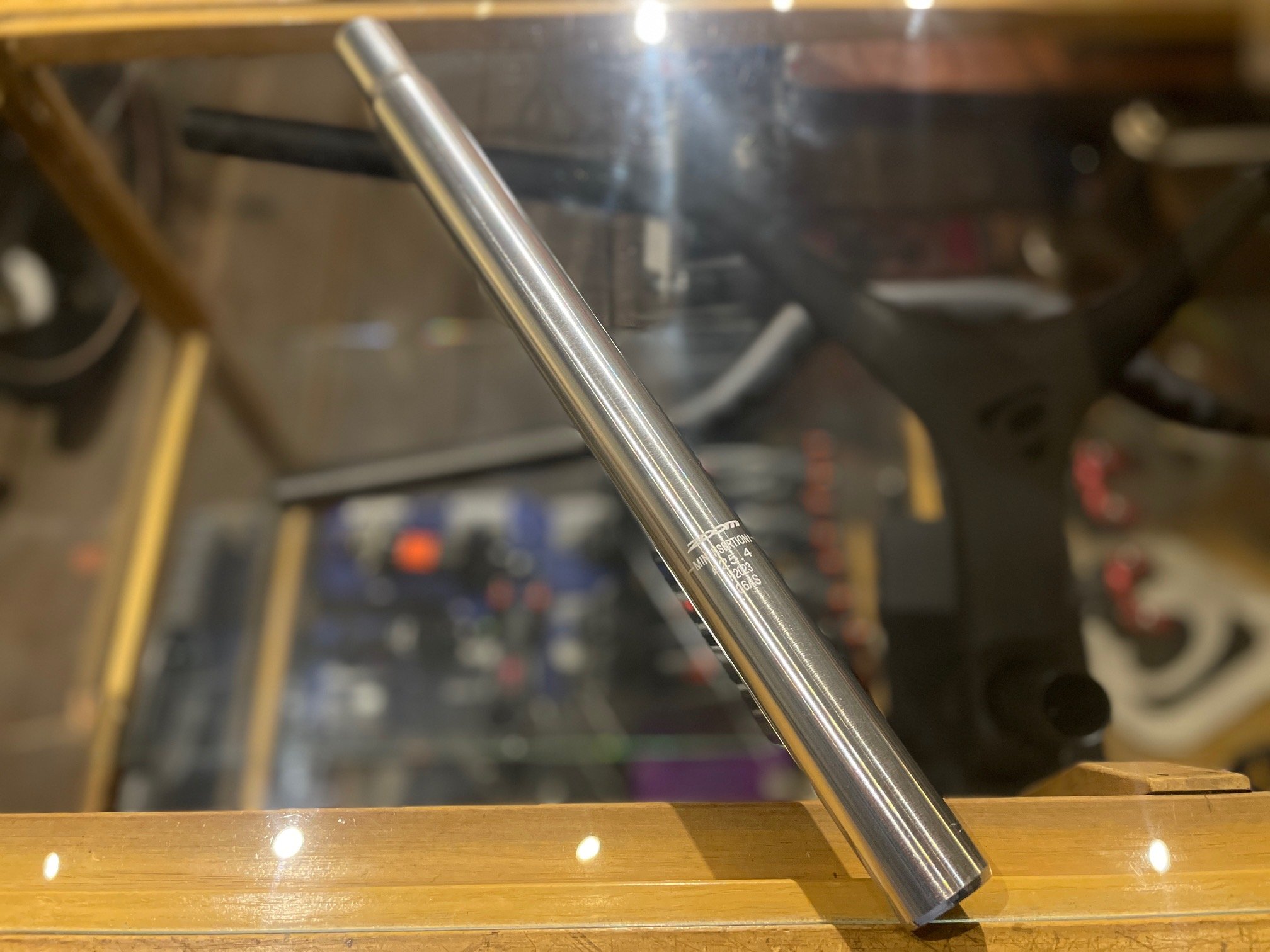アルミストレートシートポスト25.4φ | IKKEI BIKES STORE