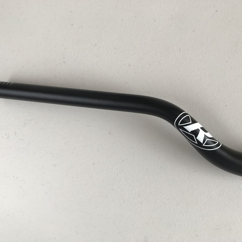 リバースコンポーネンツ ハンドルバー Deviant 76mmライズ | IKKEI BIK