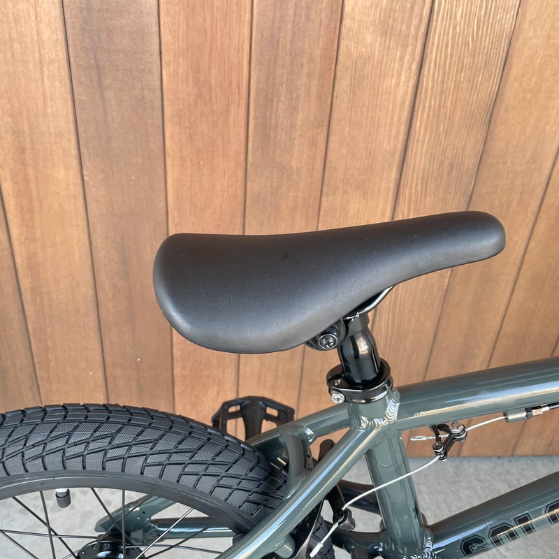 DURCUS ONE SOLO (DARK GREY)16インチ BMX | IKKEI BI DURCUS ONE SOLO (DARK GREY)16インチ BMX | IKKEI BI