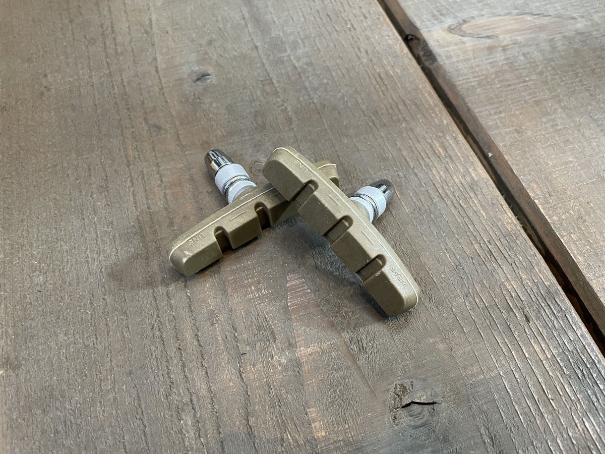 D.G.K. 20インチプラホイール　フロントのみ OGK プラスチックホイール 20（フロント用） | IKKEI BIKES STORE